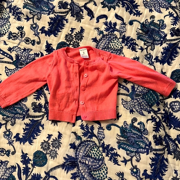 Like New Carters Baby Girls button up Cardigan - 3 months - melon pink color - Picture 3 of 11